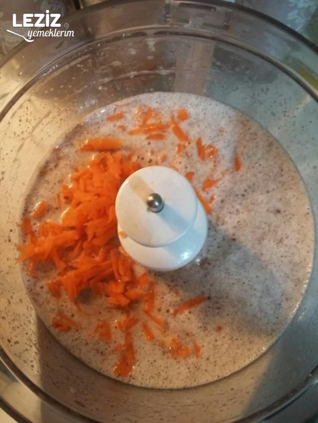 Cevizli Havuçlu Tarçınlı Kek Leziz Yemeklerim