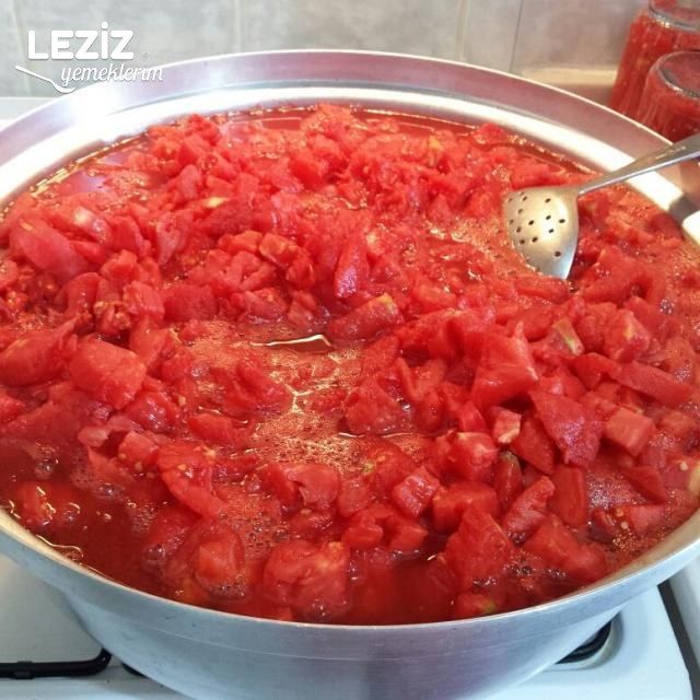 Kışlık Domates Sosu Konservesi
