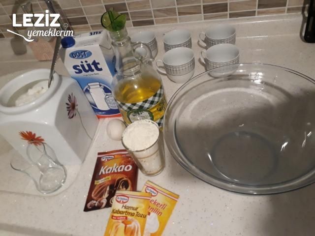 Sufle Tadında Fincanda Kek