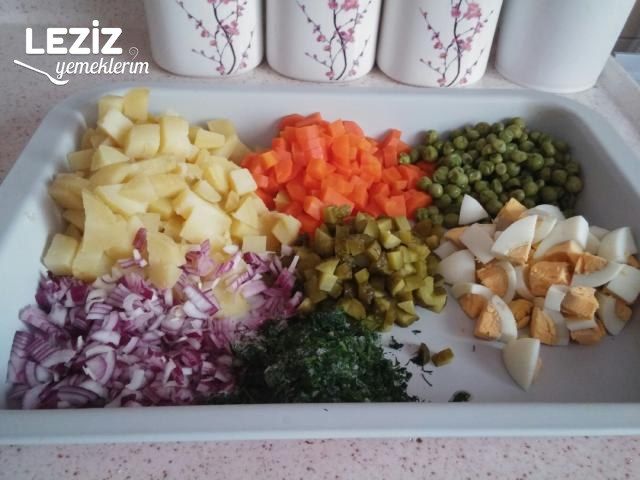 Orijinal Rus Salatası Tarifi