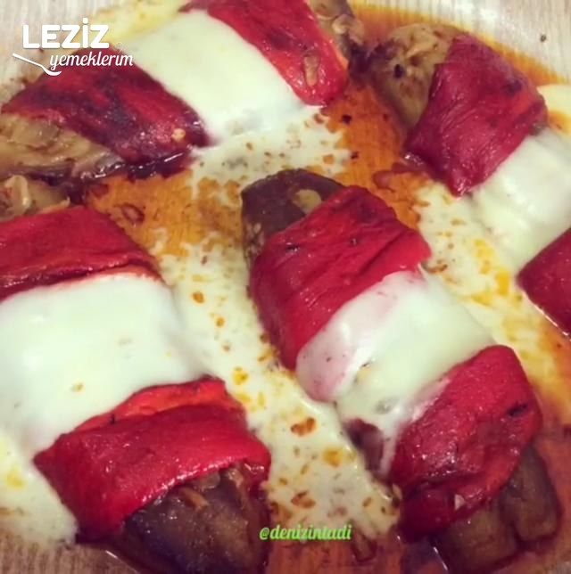 Lezzet Patlaması (Kırmızı Biberli Kaşarlı Patlıcan Sarma)