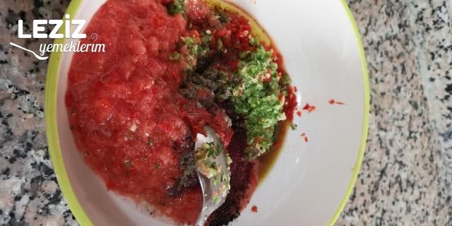 Acılı Ezme (Diyarbakır Usulü)