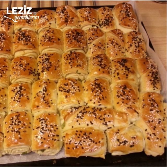 Peynirli Yumuşak Rulo Poğaça