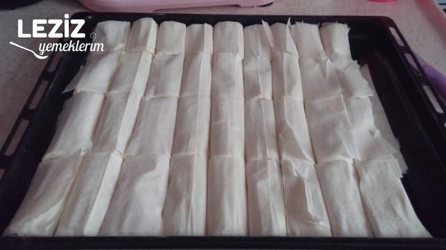 Çıtır Çıtır Kıymalı Pırasalı Börek