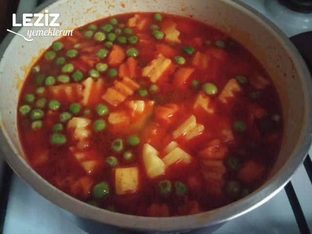 Misket Köfteli Bezelye Yemeği