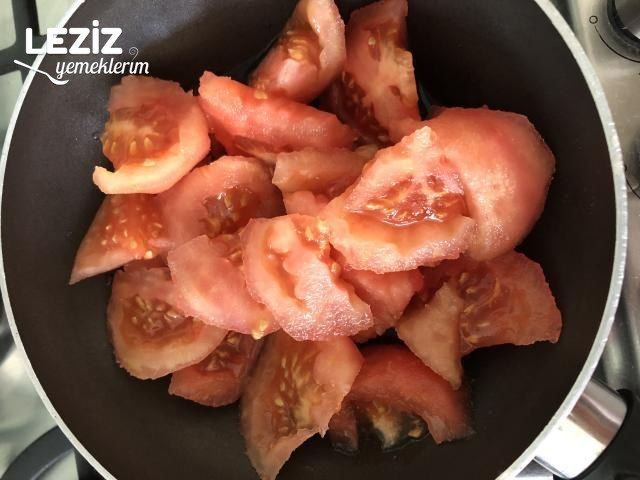 Susamlı Ev Pizzası