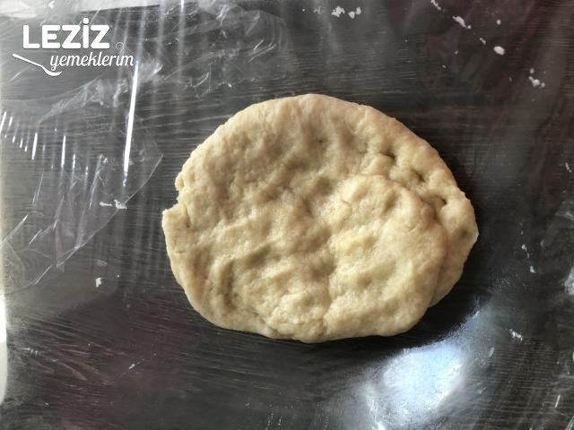 Susamlı Ev Pizzası
