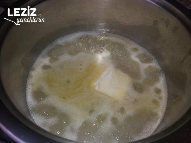 Kupta Beyaz Çikolatalı Profiterol