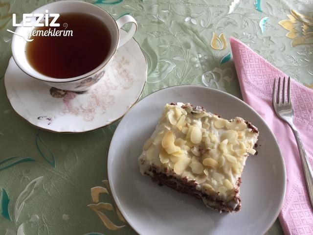Kakaolu Sütlü Kremalı Pasta Leziz Yemeklerim