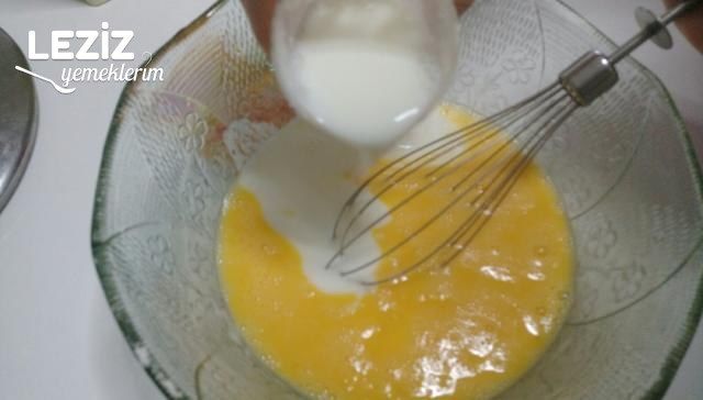 Yumuşacık Kabaran Peynirli Kek