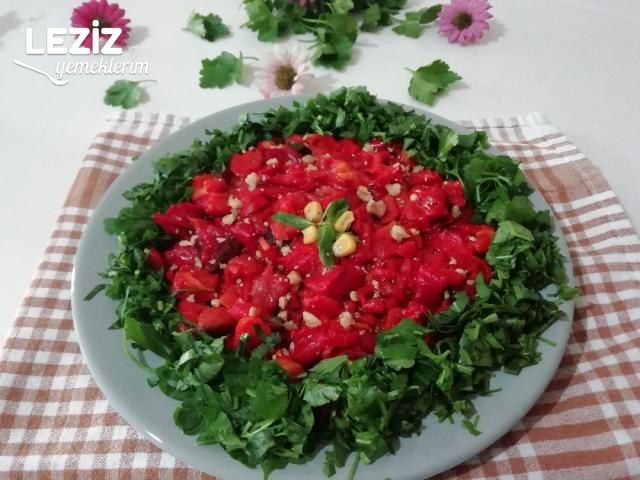 Cevizli Köz Biber Salatası
