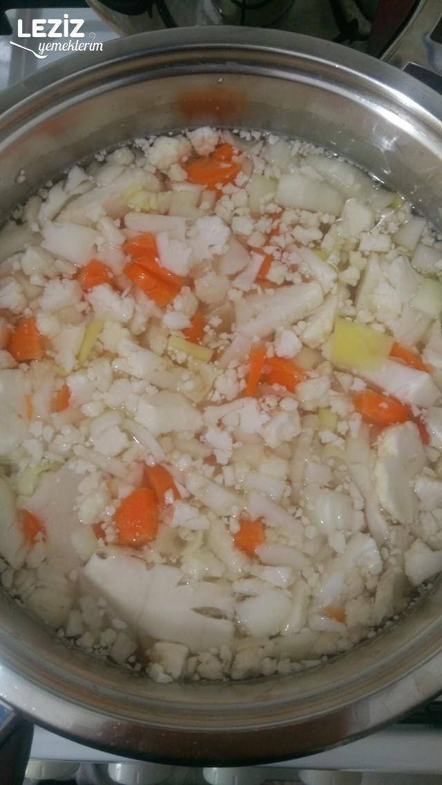 Karnabahar Çorbası Tarifi