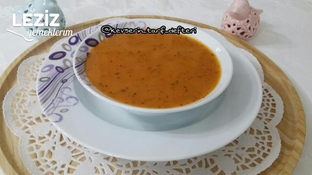 Salçalı Un Çorbası Tarifi