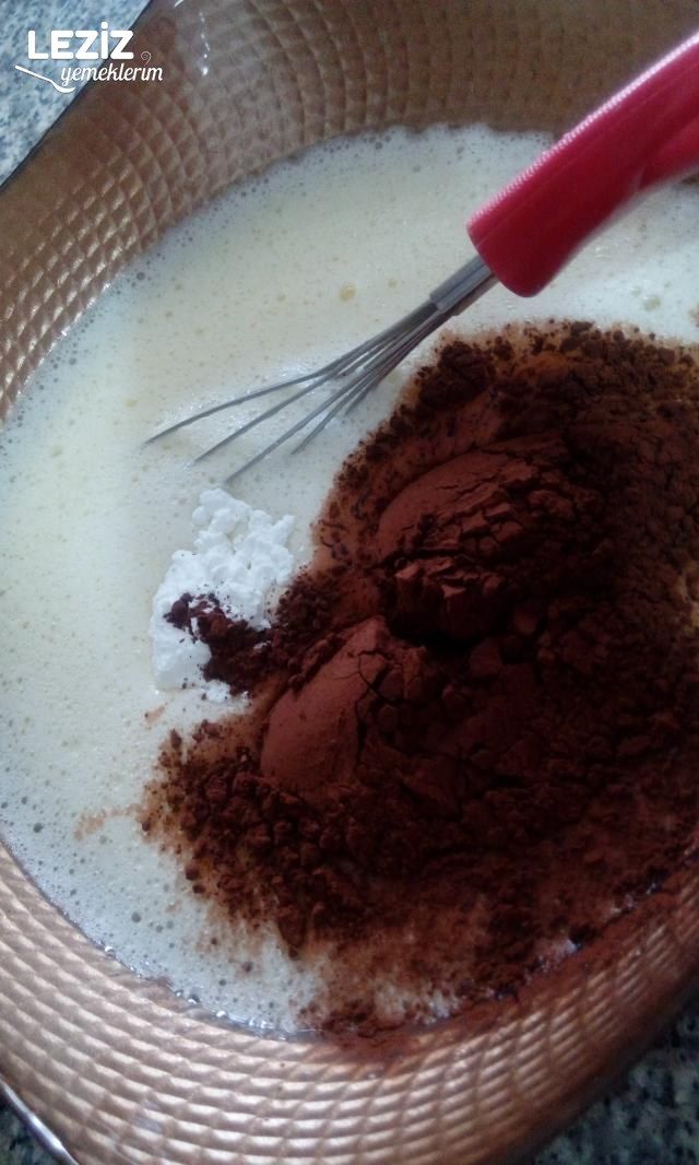 Islak Kek Nasıl Yapılır (Kakaolu) Leziz Yemeklerim