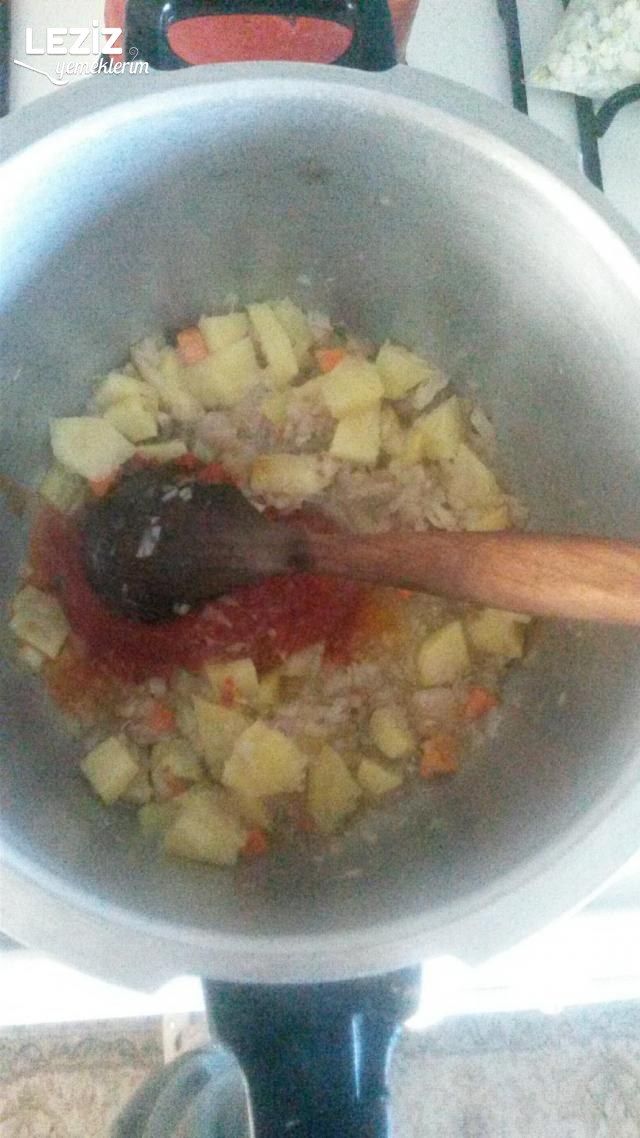 10 Dakikada Bezelye Yemeği