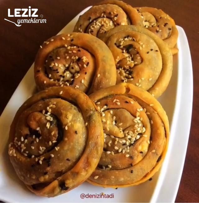 Ispanaklı Açma Börek Tarifi