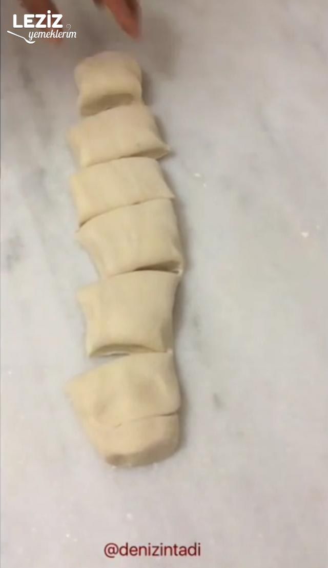 Ispanaklı Açma Börek Tarifi