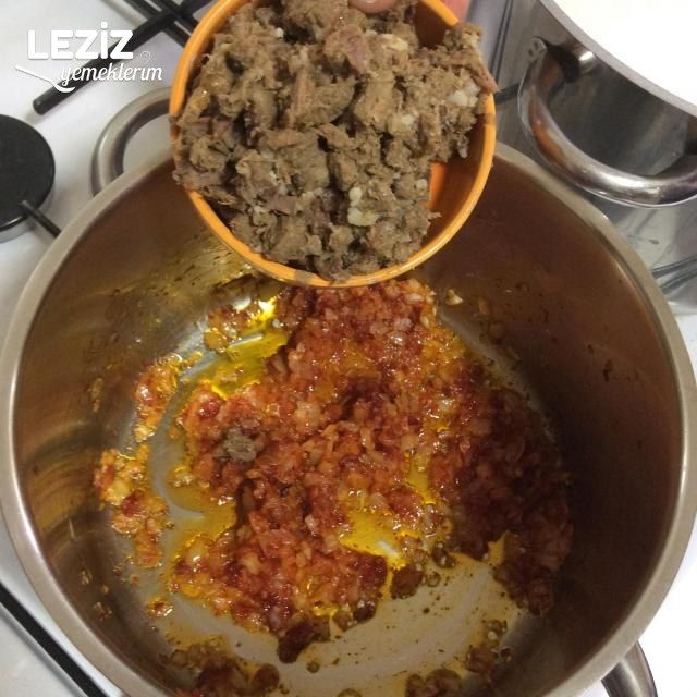 Kuru Bamya Çorbası Nasıl Yapılır?