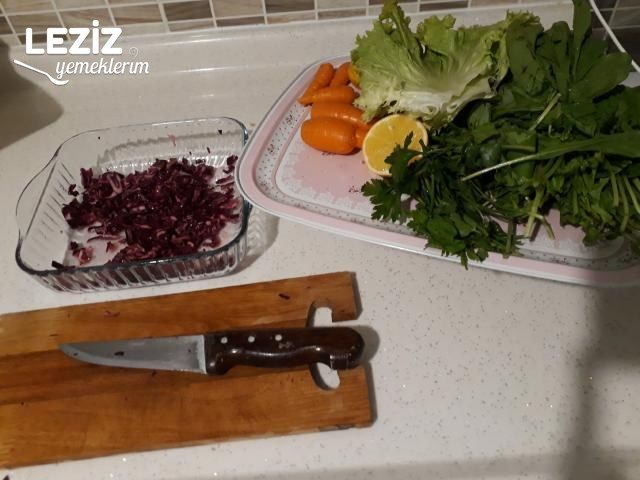 Roka Salatası (Çok Faydalı)