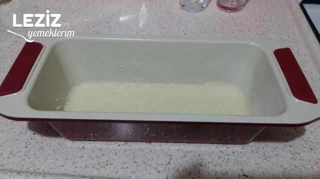 Sürprizli İrmik Tatlısı