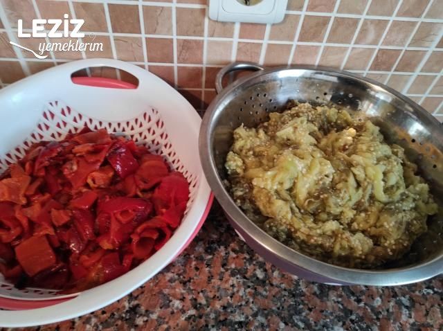 Lutenitsa Nasıl Yapılır (Balkanlardan Gelen Lezzet)