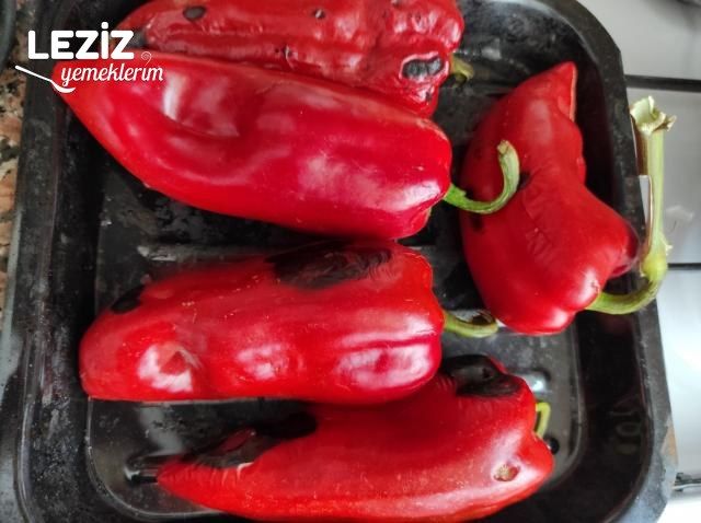 Lutenitsa Nasıl Yapılır (Balkanlardan Gelen Lezzet)