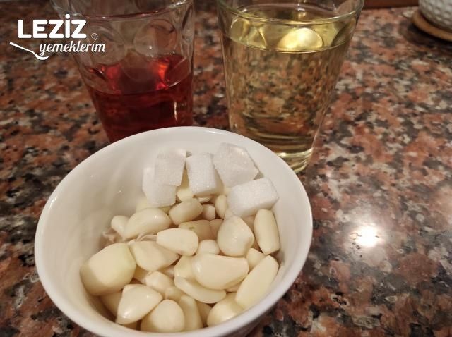 Lutenitsa Nasıl Yapılır (Balkanlardan Gelen Lezzet)