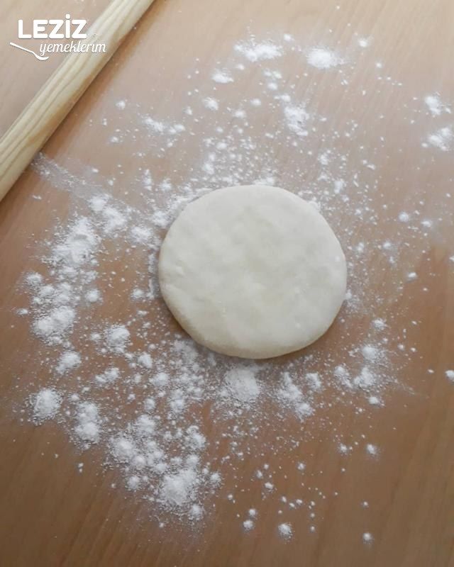 El Açması Patatesli Ve Ispanaklı Börek