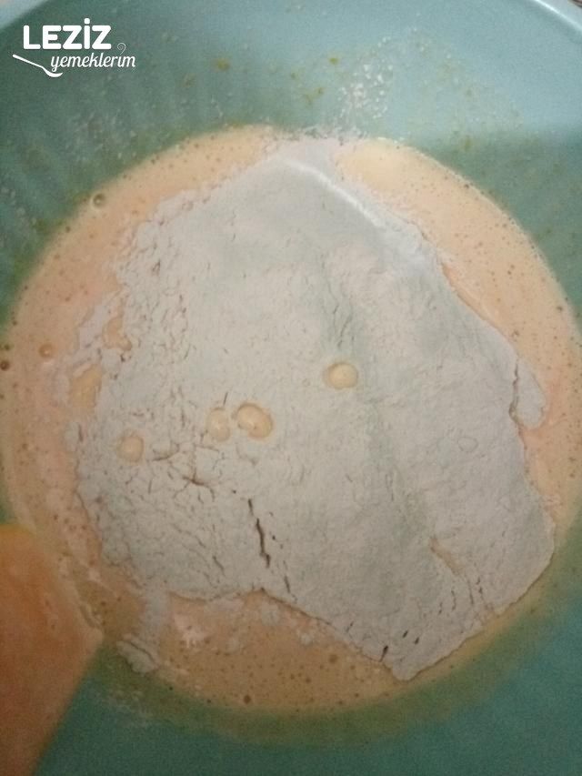 Havuçlu Tarçınlı Cevizli Kek