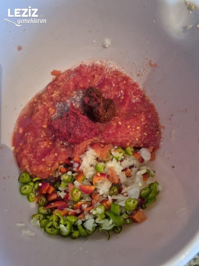 Lahmacun İçli Bostan Patlıcan Yemeği