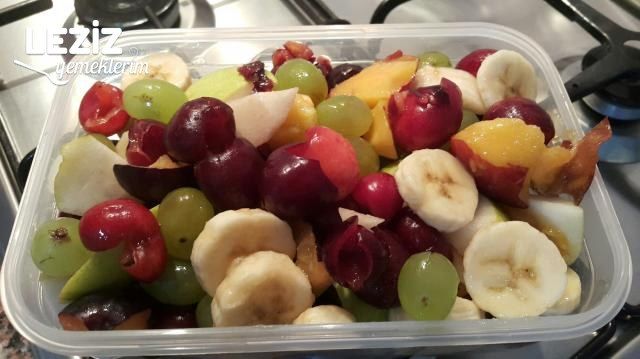 Meyveli Karışık Dondurma