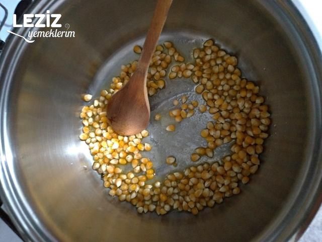 Patlamış Mısır (Ev Yapımı)