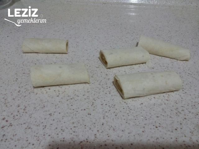 Çıtır Çıtır Kıymalı Patatesli Börek