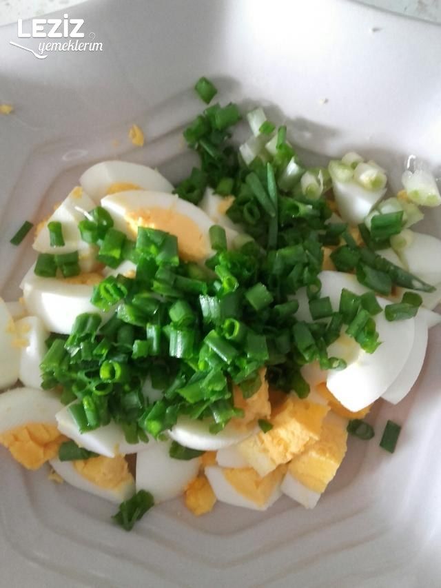 Yumurta Salatası (Harika Lezzet)