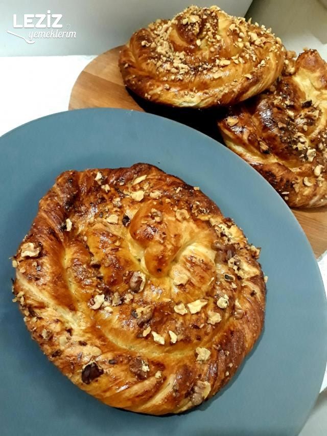 Pastane Usulü Tahinli Çörek