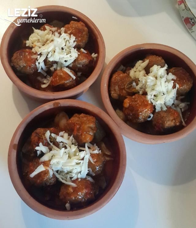 Güveçte Patatesli Köfte Tarifi