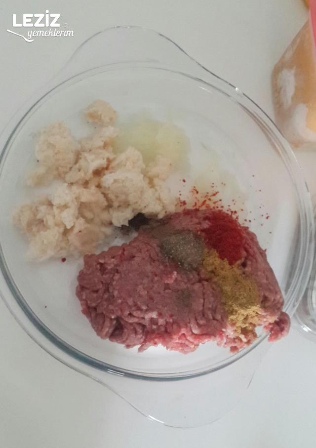 Güveçte Patatesli Köfte Tarifi
