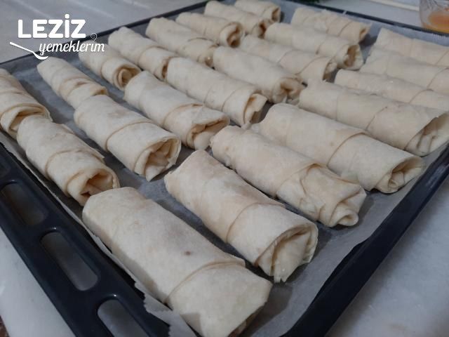 Milföy Tadında Çıtır Börek