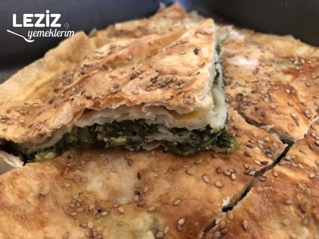 Ispanaklı Börek (Mutlaka Deneyin)