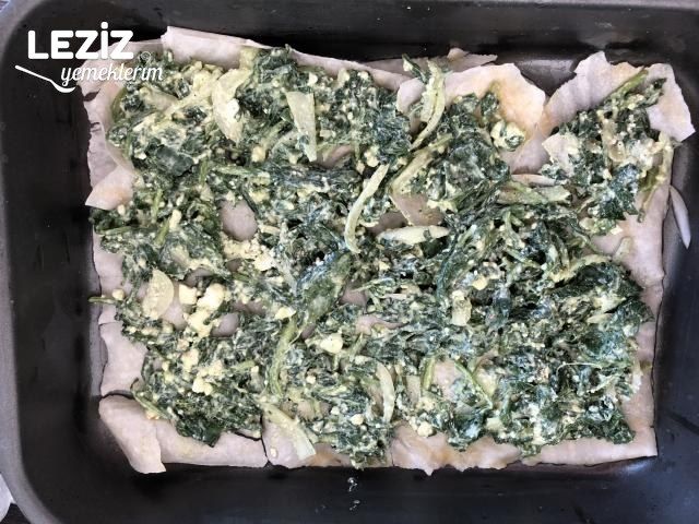 Ispanaklı Börek (Mutlaka Deneyin)