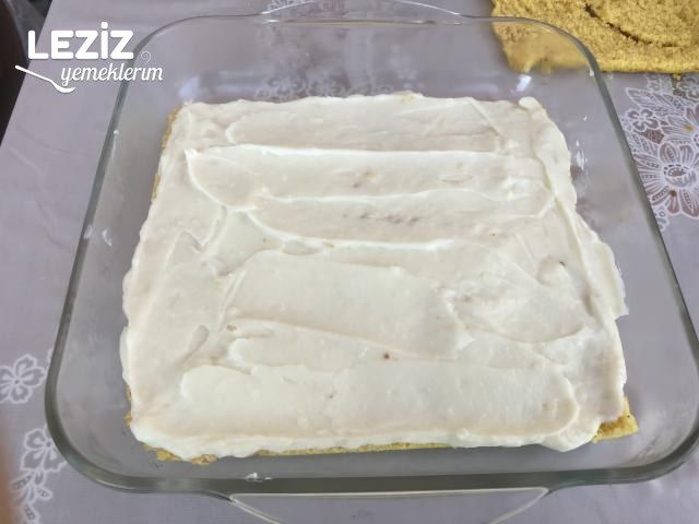 Zerdeçallı Pasta