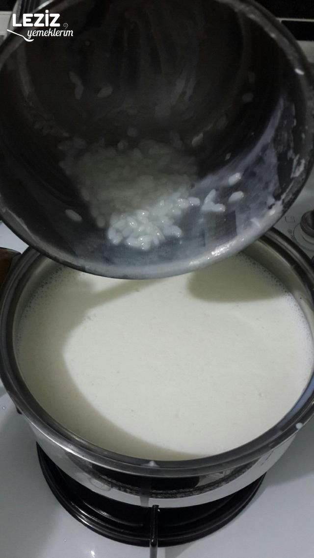 Fırın Sütlaç (Damak Çatlatan)