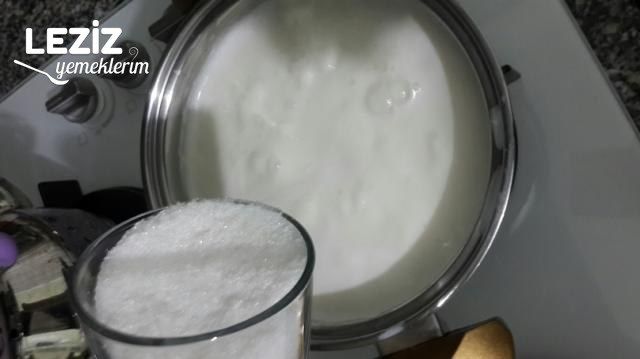 Fırın Sütlaç (Damak Çatlatan)