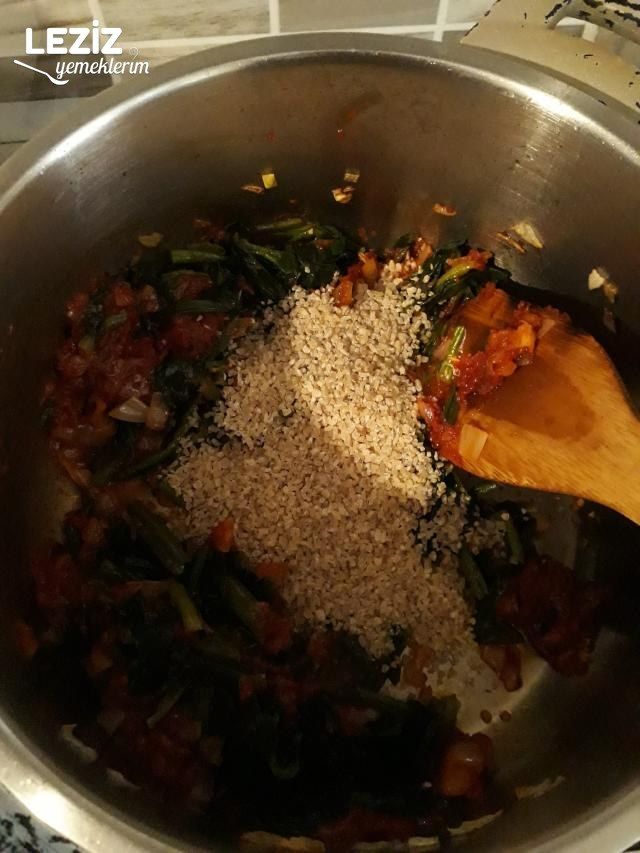 Ispanaklı Sulu Yemek