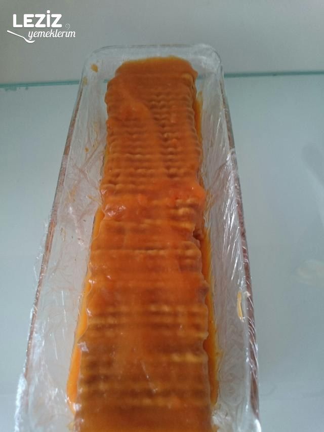 Bisküvili Havuçlu Pasta