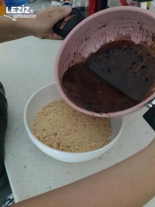 Pişmeyen Rulo Pasta