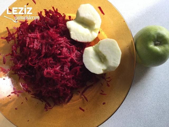 Narlı Pancar Salatası