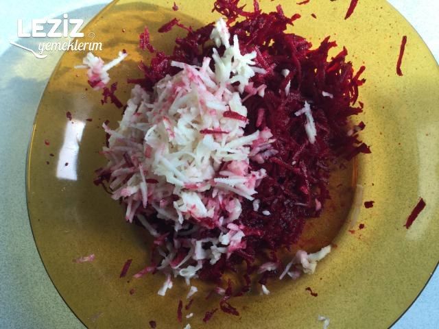 Narlı Pancar Salatası