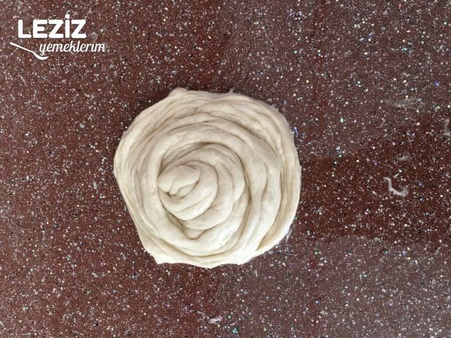 Ispanaklı Katmer Börek