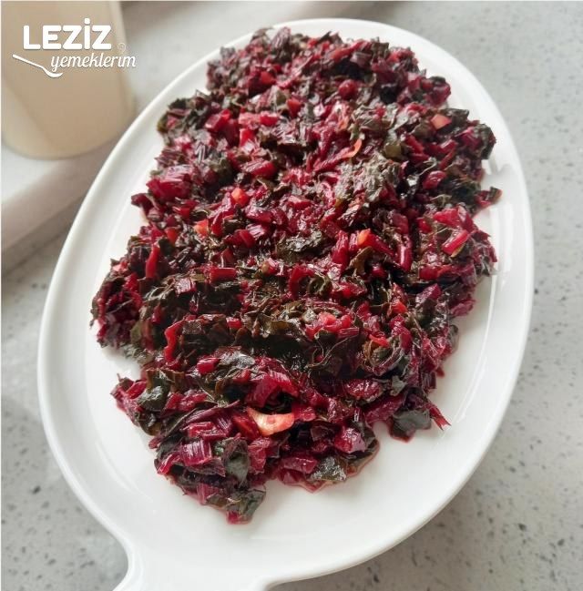 Kırmızı Pancar Yaprağı Kavurması